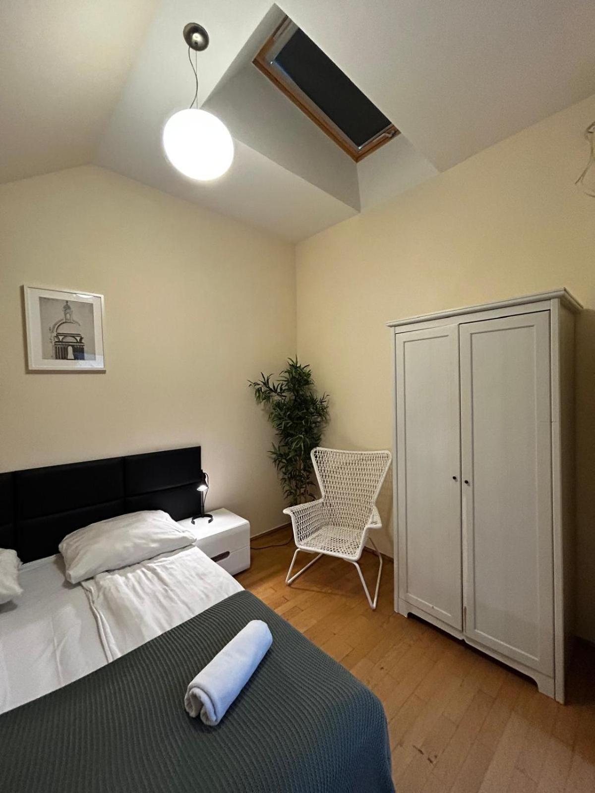 Golden Apartments With Lift - Old Town Krakow Ngoại thất bức ảnh